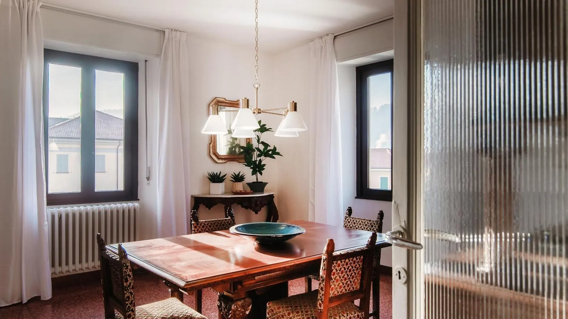 Stella Apartment By Quokka 360 - Past And Present In Como Italy